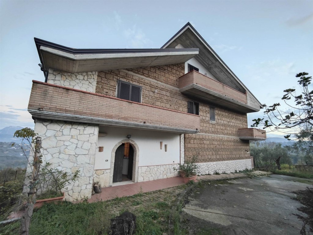 Villa in vendita a Capriglia Irpina vicolauro 20