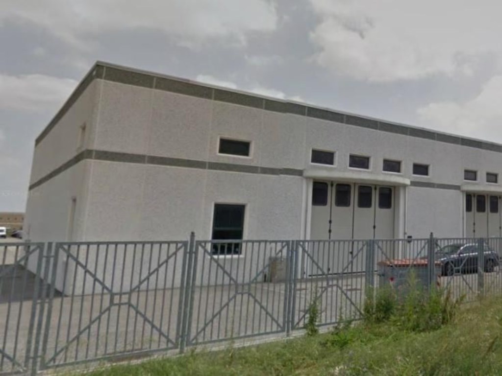Capannone Industriale in affitto a Prato