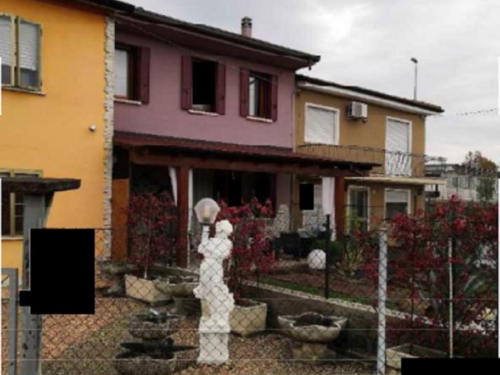 Villa a Schiera in vendita a Sant'Urbano sant'Urbano vivaldi,2