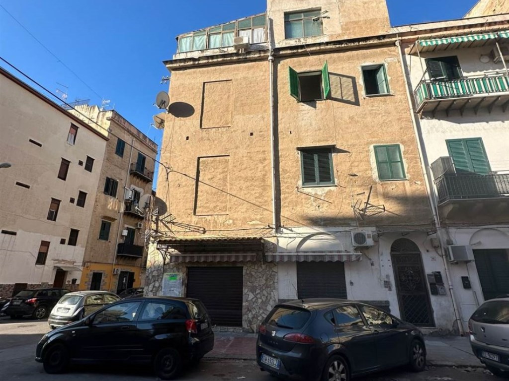 Appartamento in vendita a Palermo via Michele Catti 10