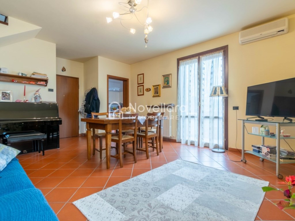 Appartamento in vendita a Campagnola Emilia