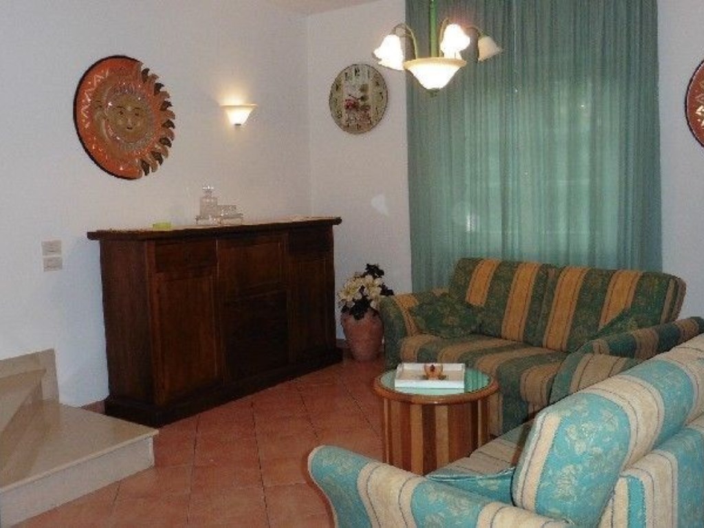 Villa a Schiera in vendita a Pietrasanta