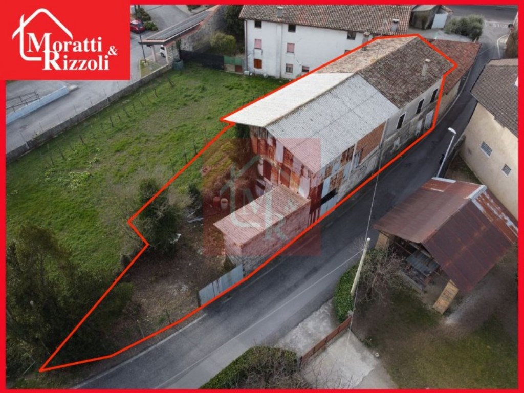 Casa a Schiera in vendita a Visco via Cesare Battisti 2