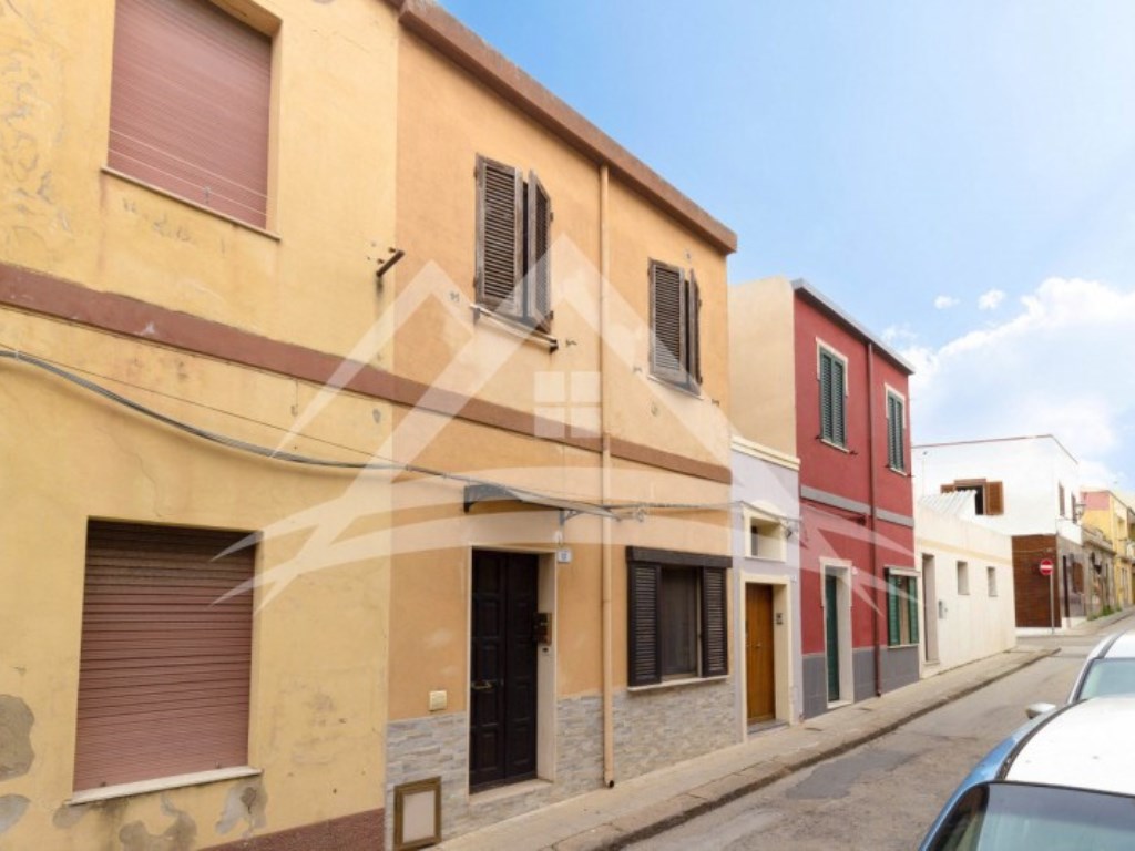 Appartamento in vendita a Porto Torres via Alfieri, 13
