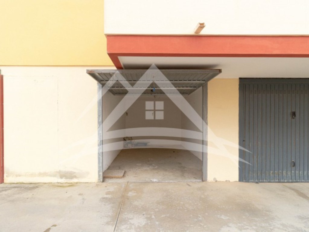 Garage in vendita a Porto Torres via Bramante, 5
