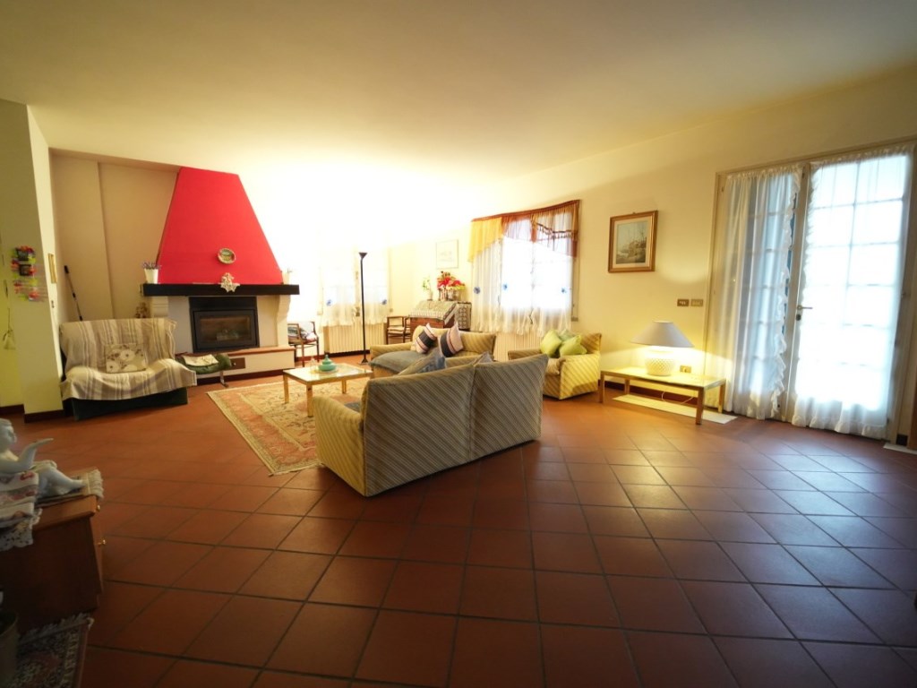 Villa in vendita a Poggio Torriana via Paverani,