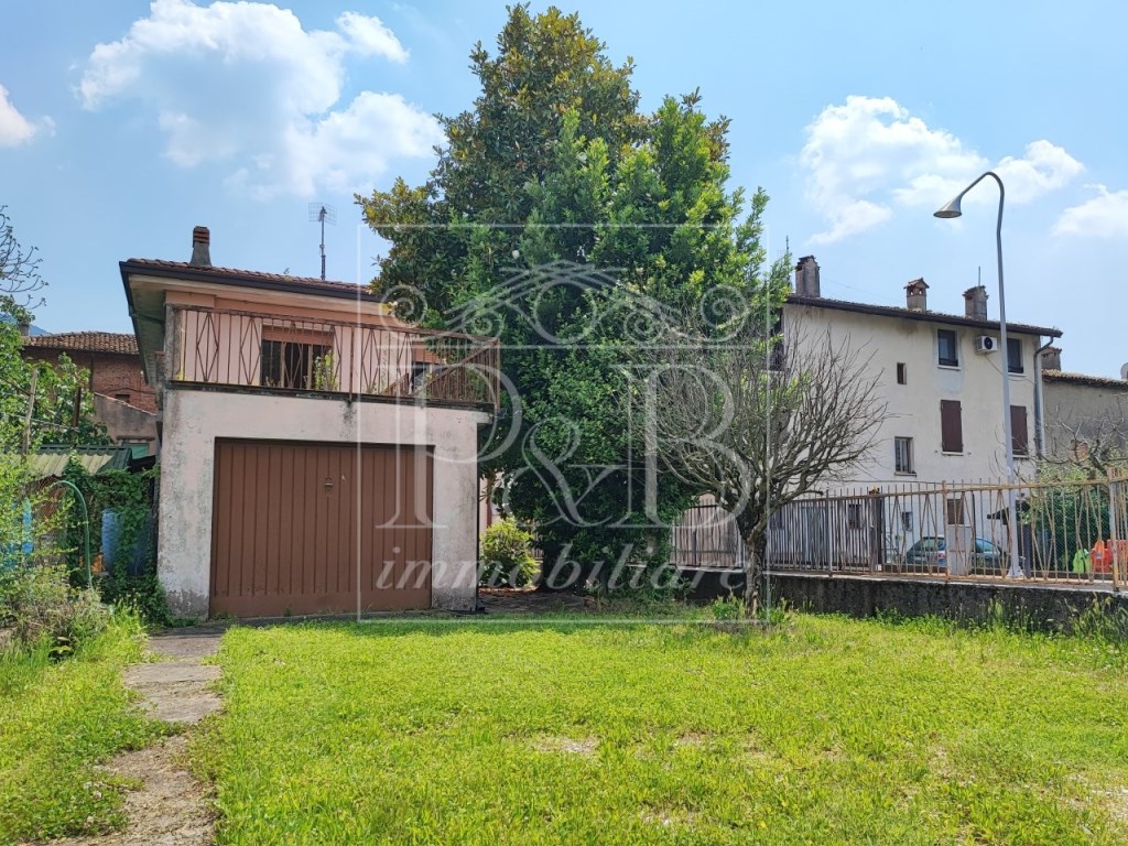 Porzione di Casa in vendita a Nave via Muratello , 53