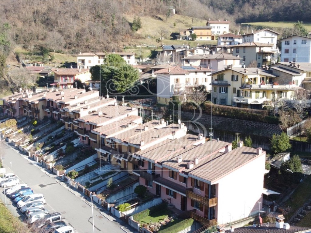 Villa a Schiera in vendita a Sarezzo via Irle, 27