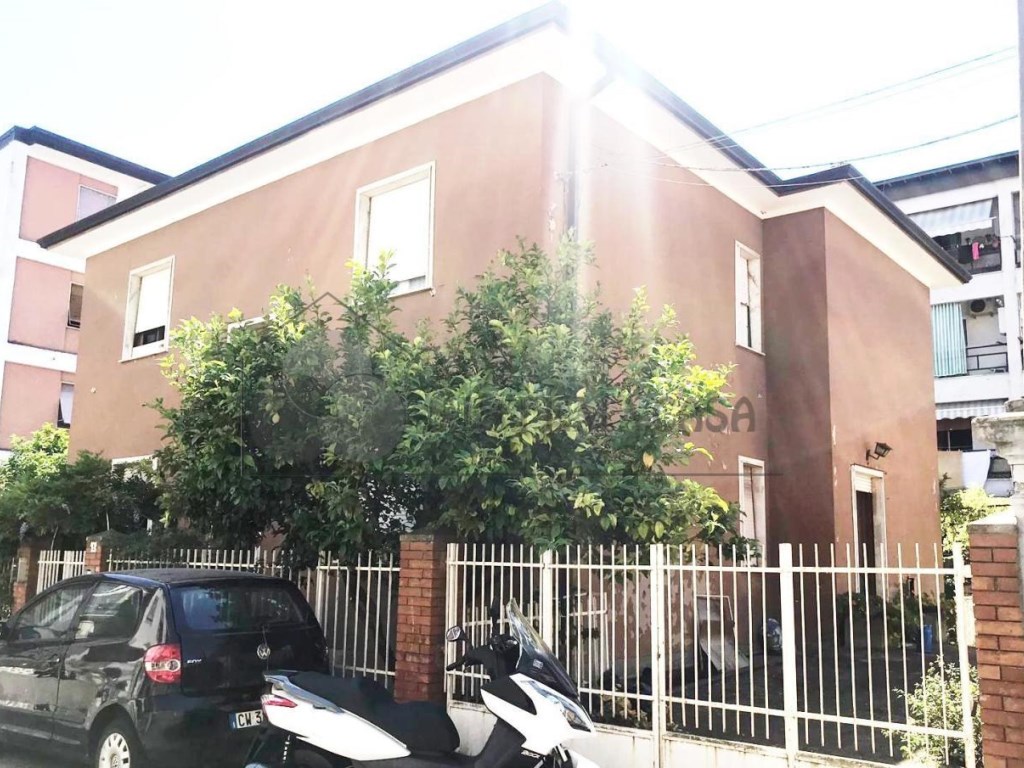 Appartamento in vendita a La Spezia via Falconi, snc