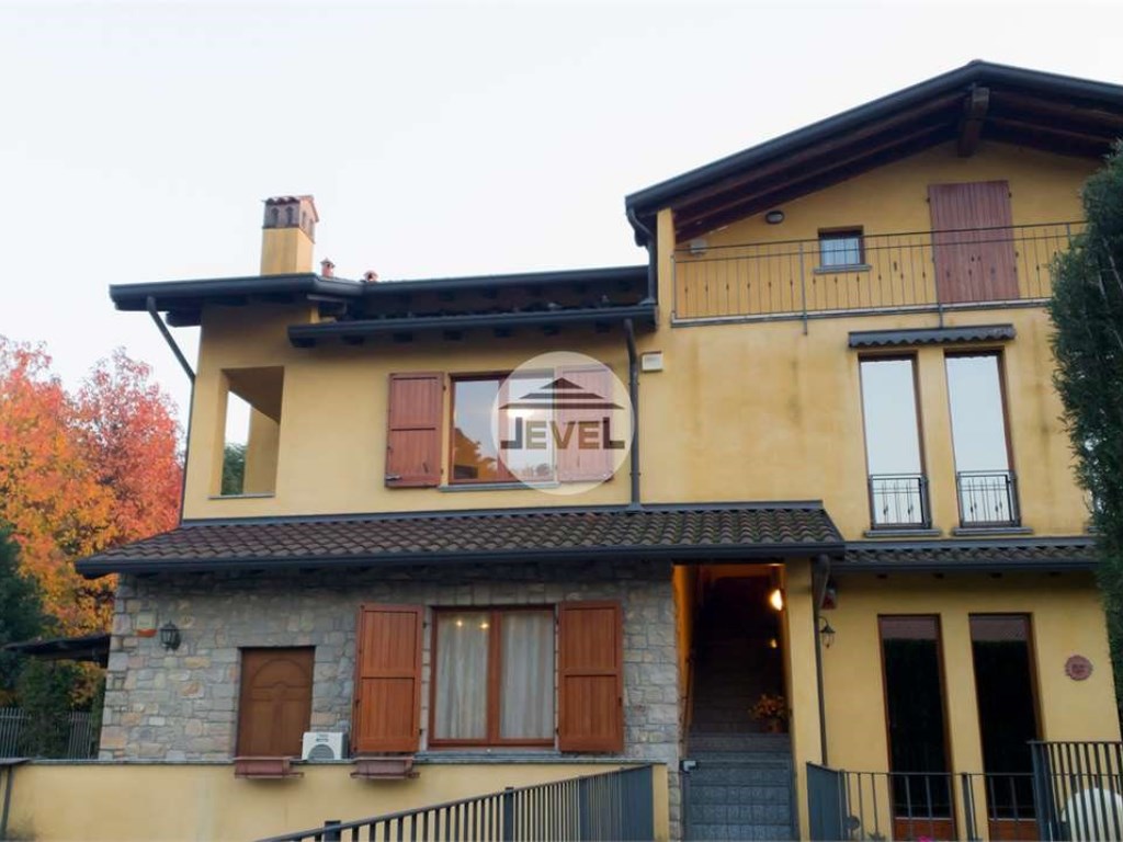 Appartamento in vendita a Villa d'Adda via a.A. Ludrini 4g