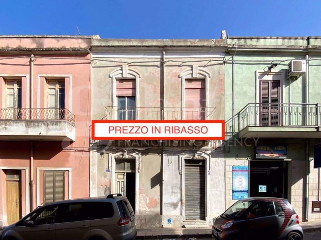 Ufficio in vendita a Pachino pachino n. Costa,168