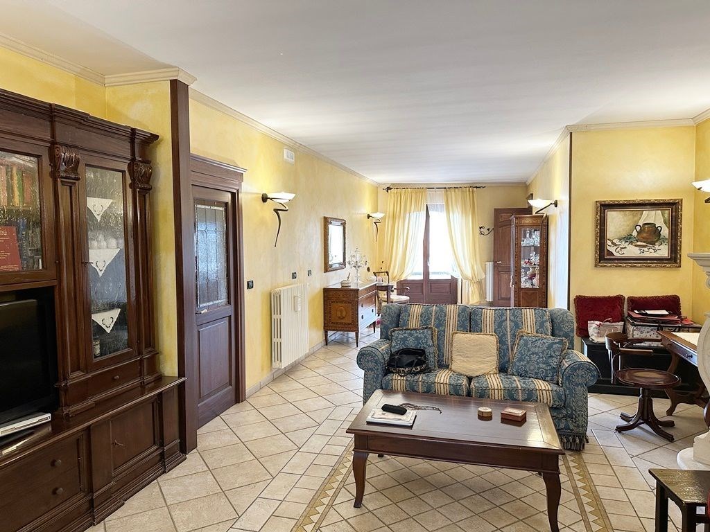 Appartamento in vendita a Castrignano de' Greci via pozzi,9