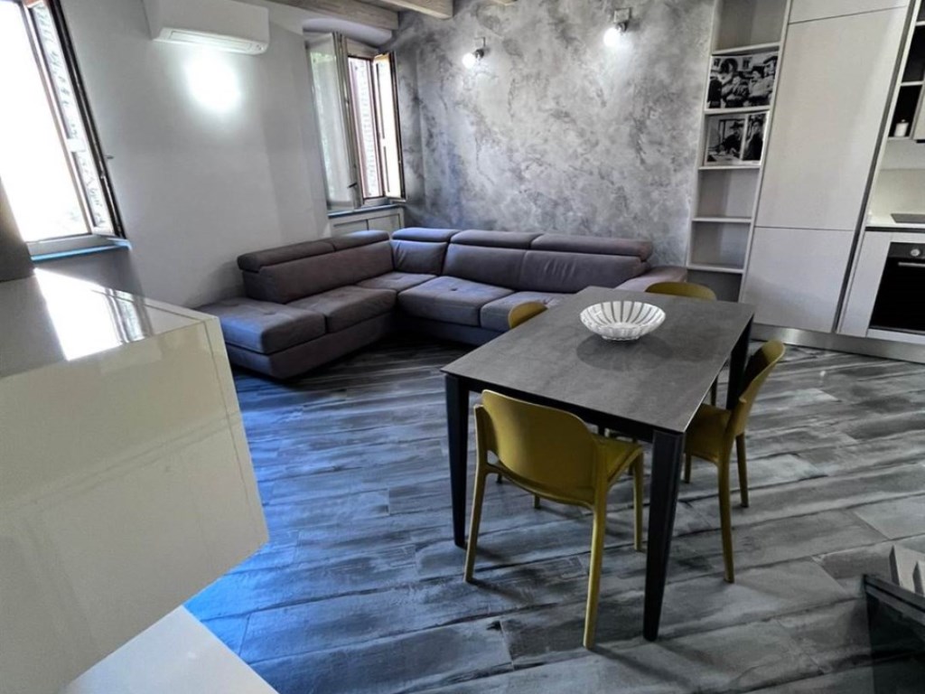 Appartamento in affitto a Desenzano del Garda via mincio 4
