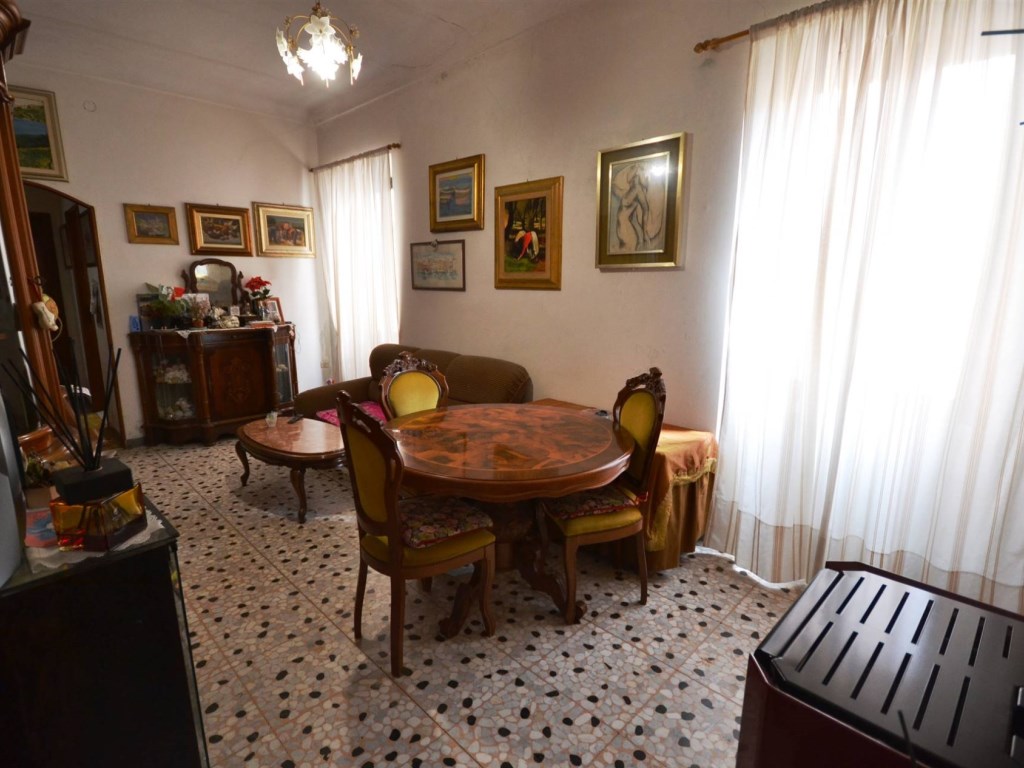 Appartamento in vendita a La Maddalena centro storico