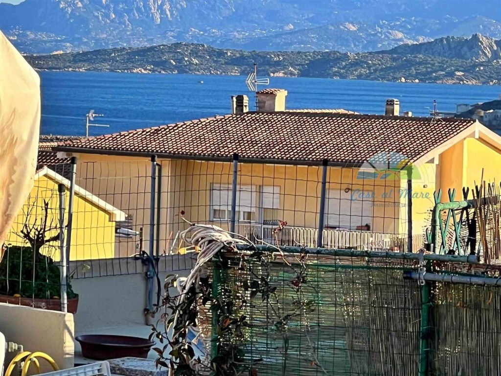 Appartamento in vendita a La Maddalena centro abitato