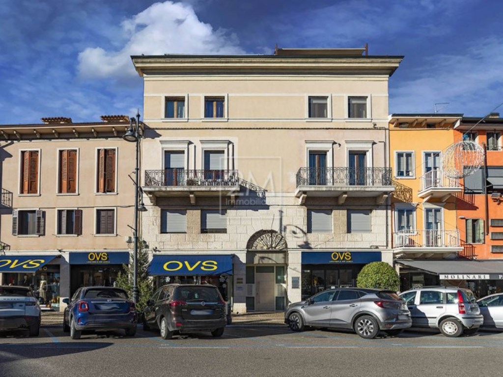 Appartamento in vendita a Villafranca di Verona corso Vittorio Emanuele ii, 157