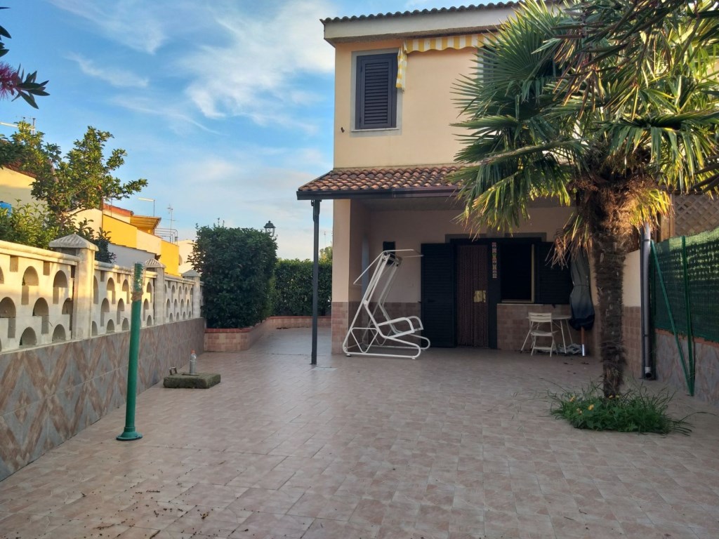 Villa a Schiera in vendita a Cassano all'Ionio via Avellino