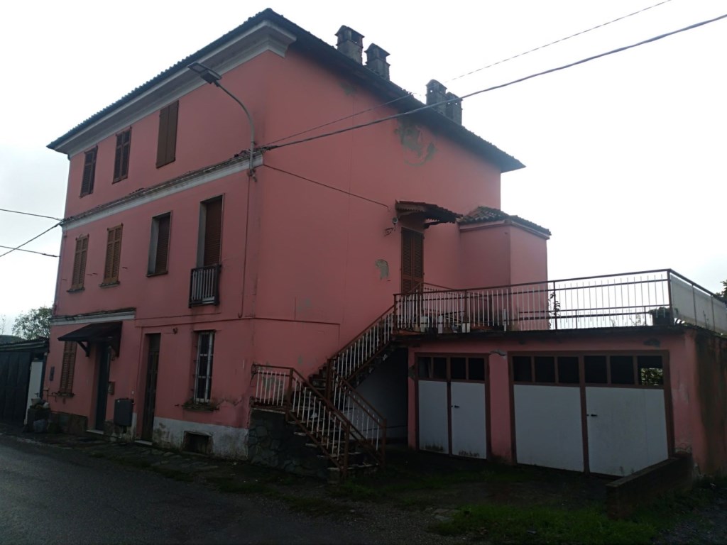 Casa Semindipendente in vendita a Montù Beccaria cassinino