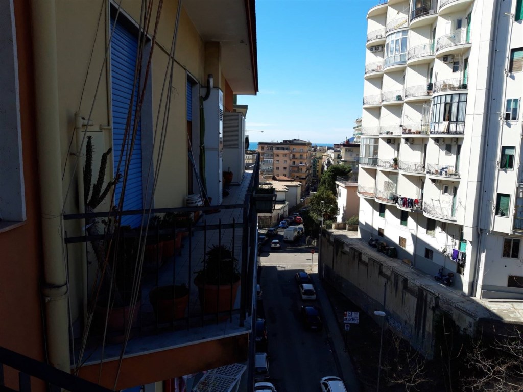 Appartamento in vendita a Salerno via cervantes 16