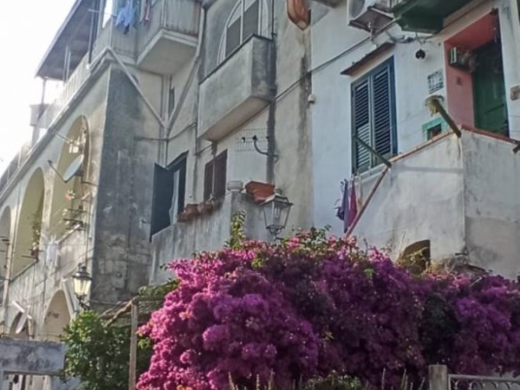 Appartamento in vendita a Vietri sul Mare via selce 49