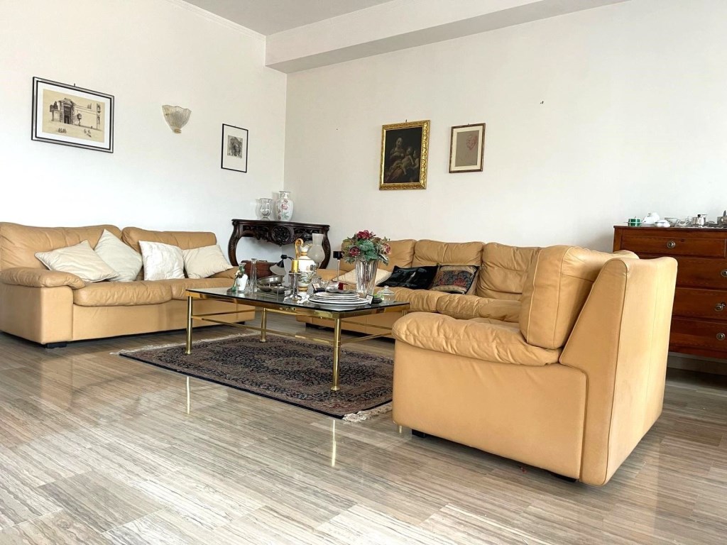 Appartamento in vendita a Perugia via petrarca perugia