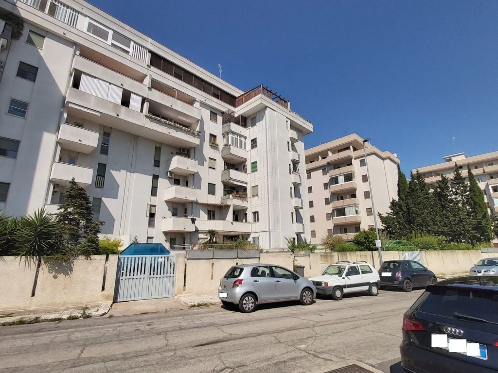 Appartamento in vendita a Brindisi via Cinque Giornate, 5
