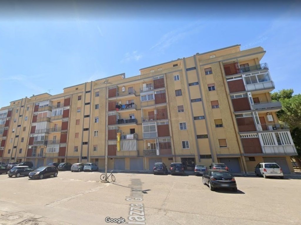 Appartamento in vendita a Brindisi piazza Segantini, 3