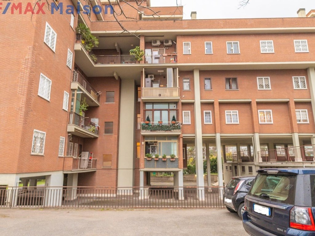 Appartamento in vendita a Roma via Beverino, 28