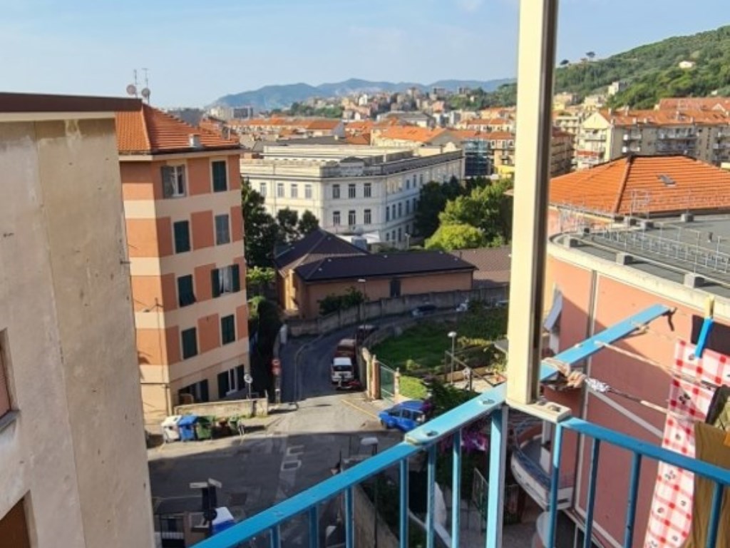 Appartamento in vendita a Savona via Istria, 3