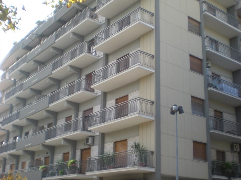 Appartamento in vendita a Cerignola viale g. Di Vittorio