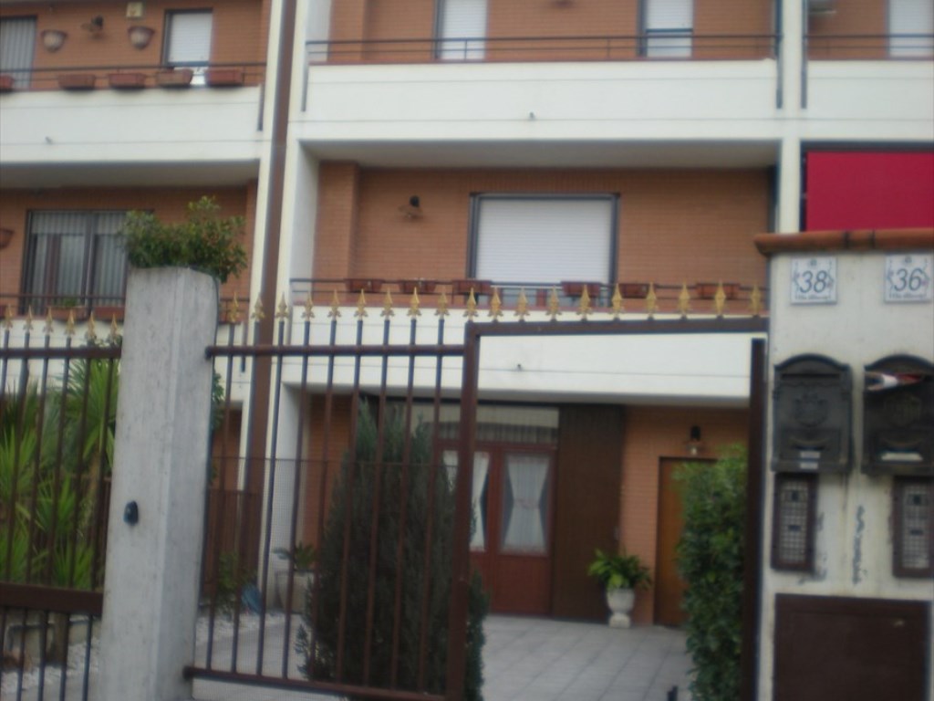 Villa a Schiera in vendita a Cerignola via Alassio