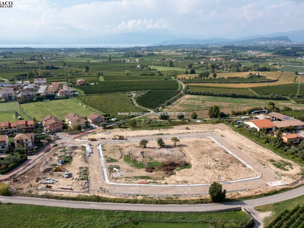 Terreno Edificabile in vendita a Castelnuovo del Garda