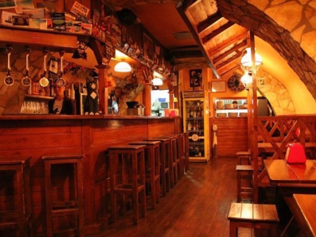 Pub in vendita a Carrara
