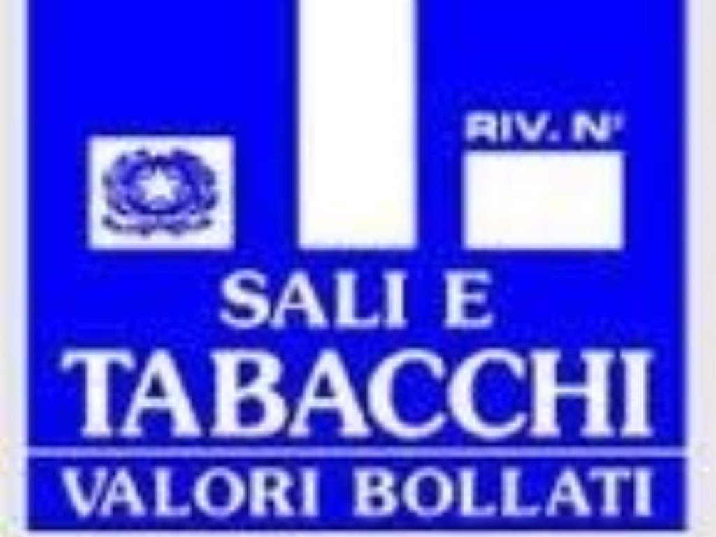 Bar/Tabacchi in vendita a Pietrasanta