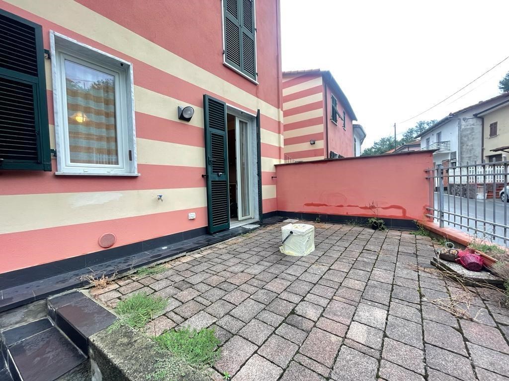 Casa Semindipendente in vendita a La Spezia