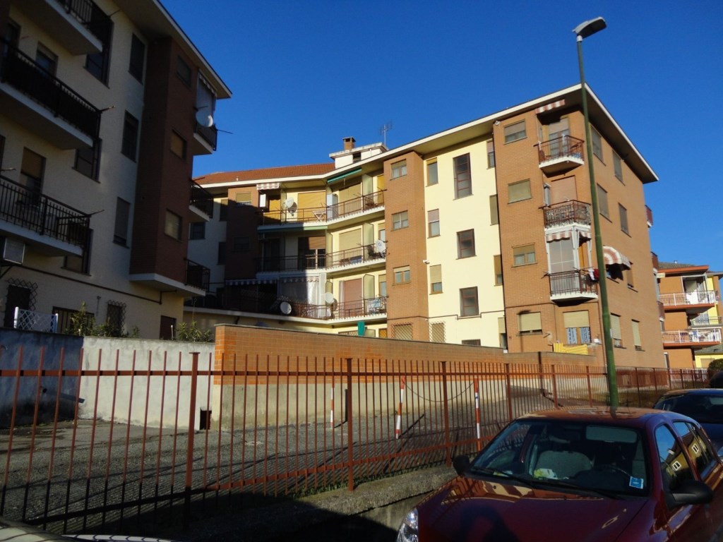 Appartamento in vendita a Piossasco via Pinerolo 155