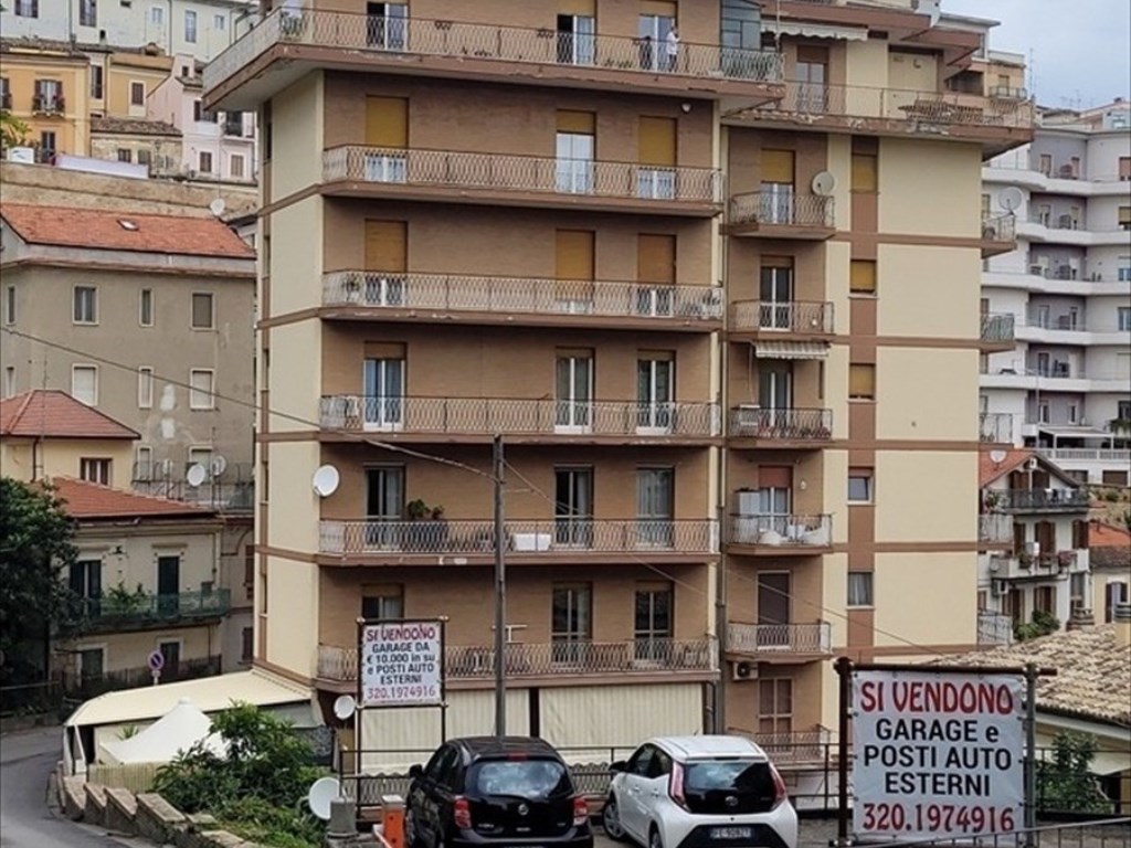 Appartamento in vendita a Chieti via San Francesco Da Paola, 66