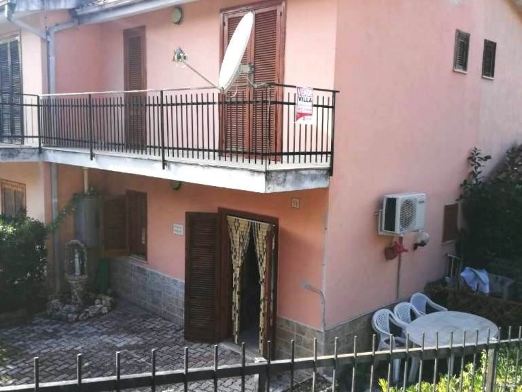 Villa in vendita a Galluccio galluccio Torazzi,65