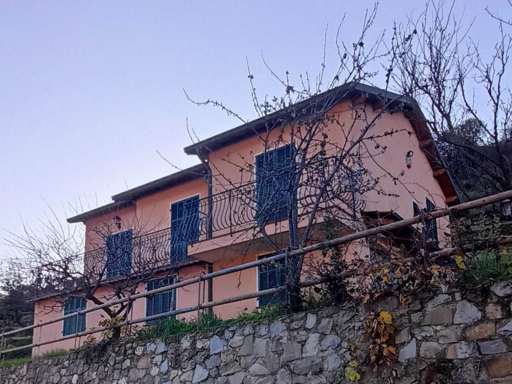 Casa Indipendente in vendita a Dolceacqua
