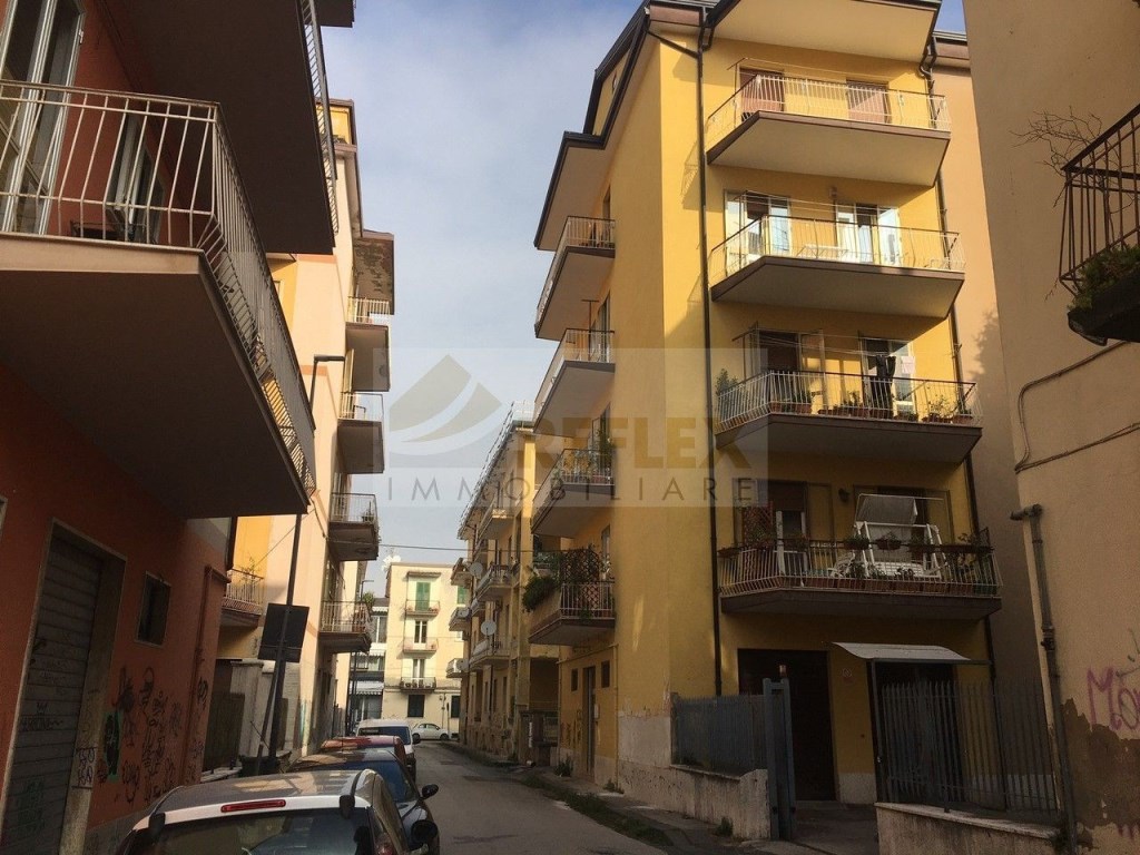 Appartamento in vendita ad Avellino via Carmine Barone