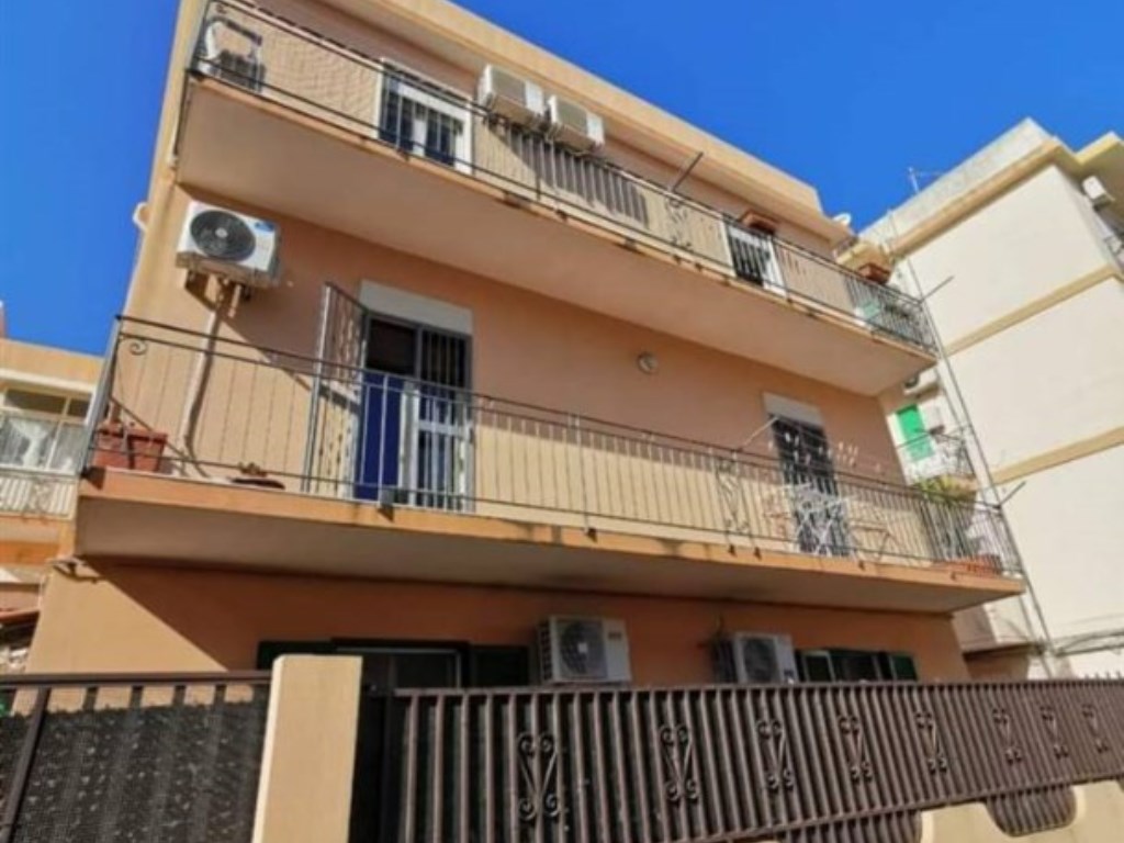 Appartamento in vendita a Messina ss114