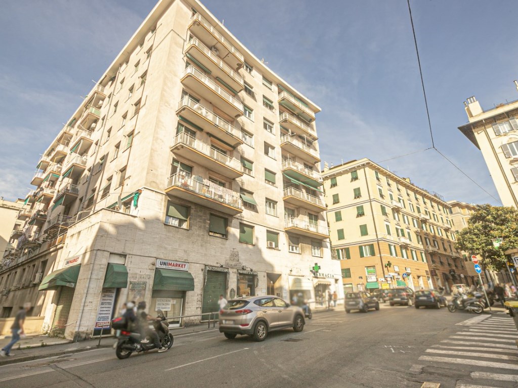 Appartamento in vendita a Genova via Giovanni Torti, 38B