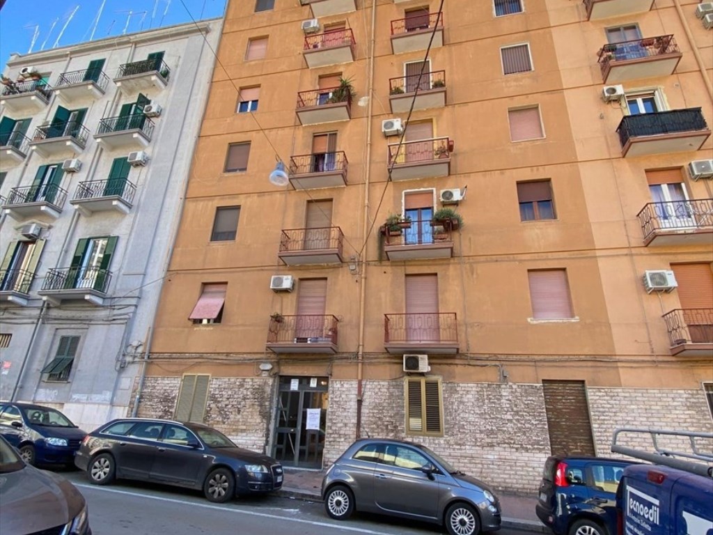 Appartamento in vendita a Taranto via leonida, 101
