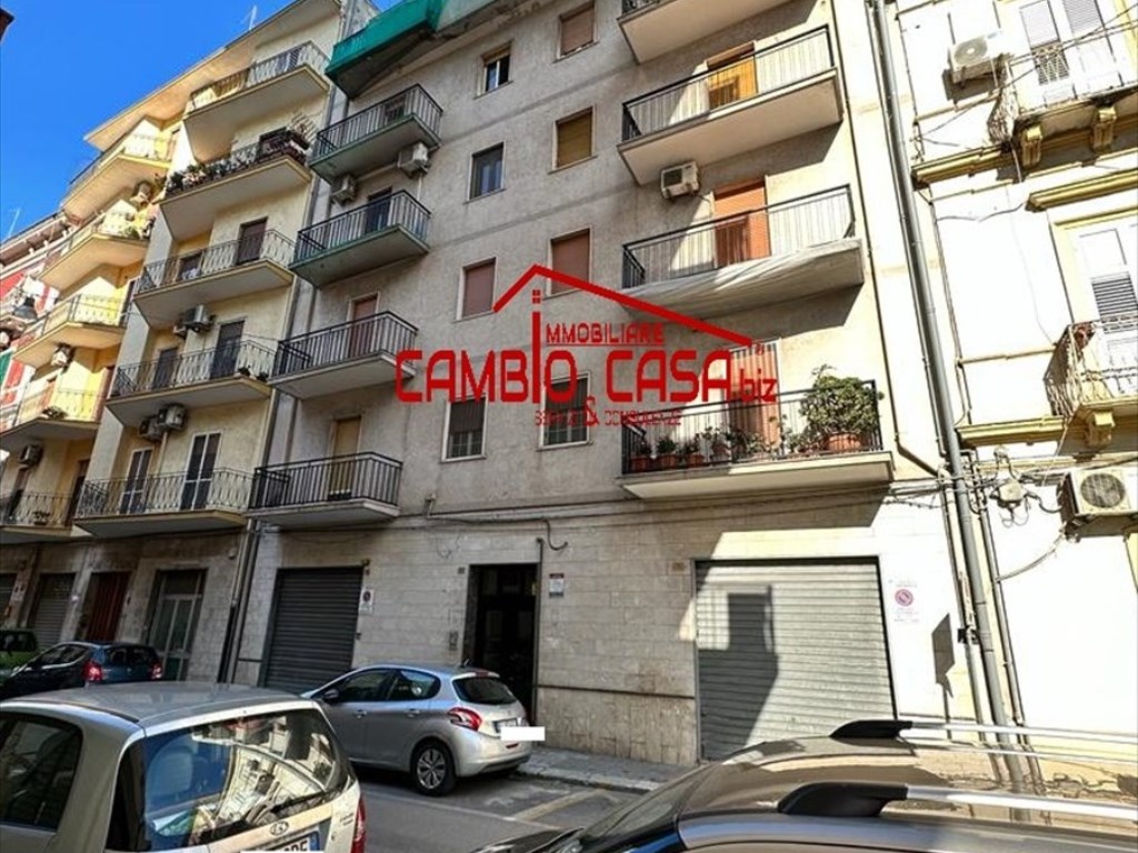 Appartamento in vendita a Taranto via giovan giovine, 17