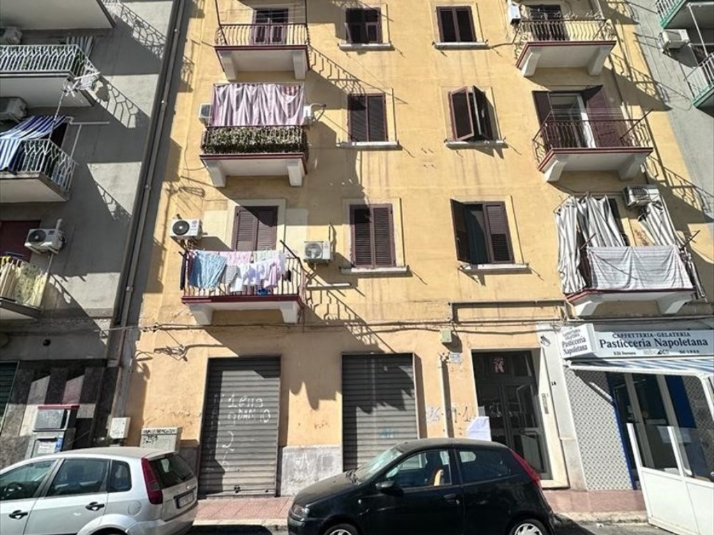 Appartamento in vendita a Taranto via icco 10