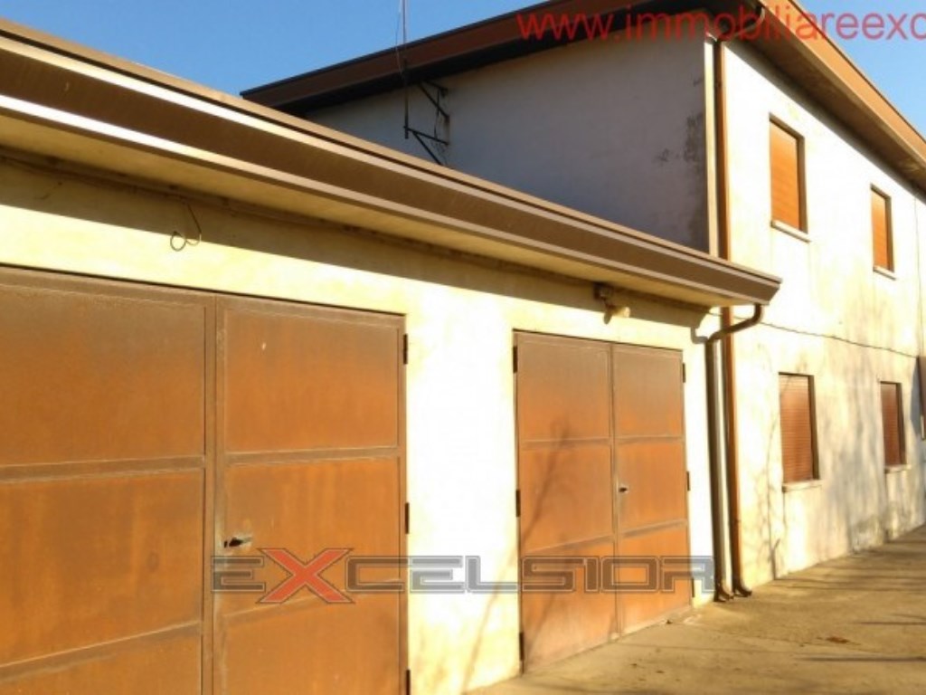 Porzione di Casa in vendita a Cavarzere via g. Matteotti n. 20 bis - Cavarzere