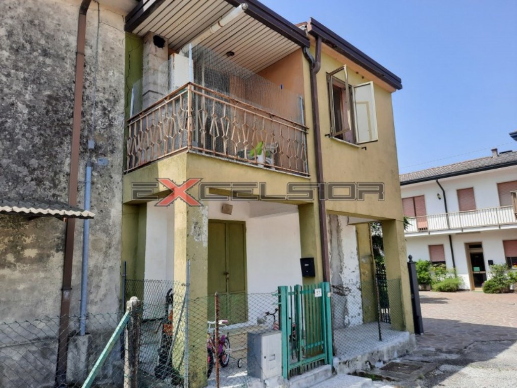 Casa a Schiera in vendita a Cavarzere via g. Matteotti 20 bis