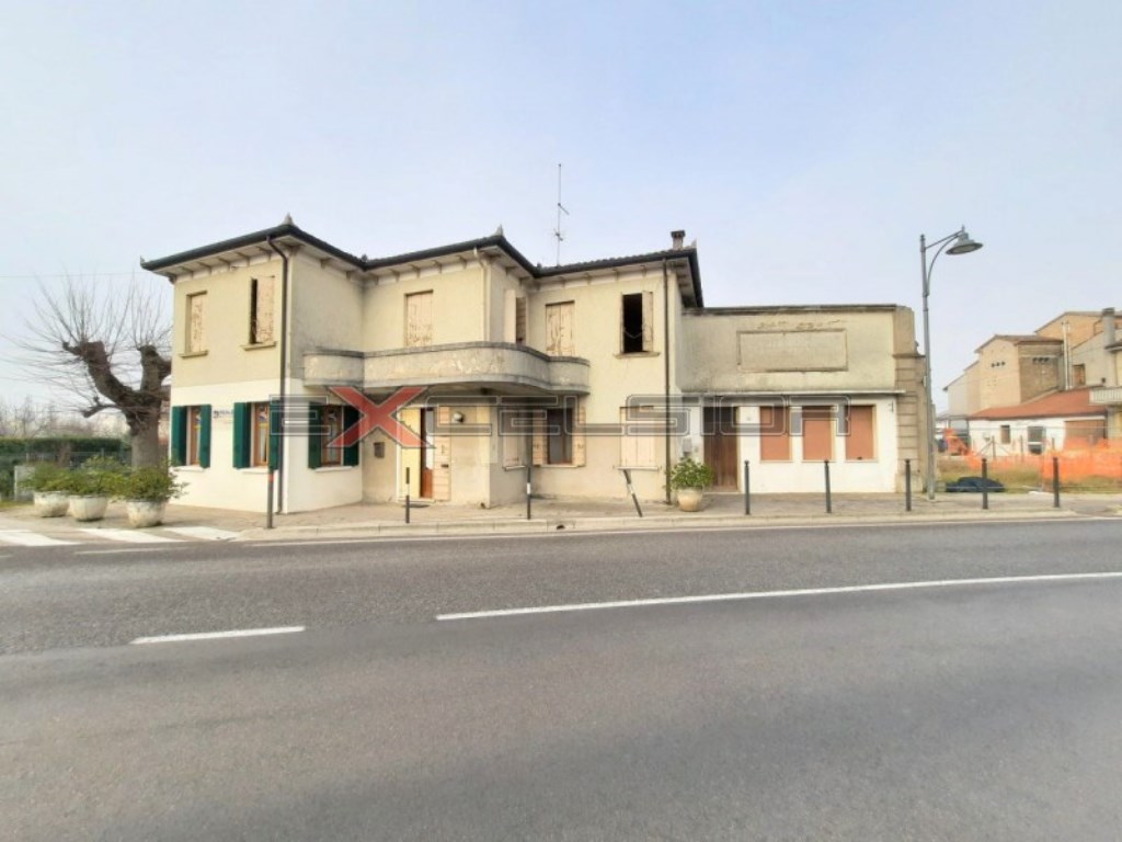 Casa a Schiera in vendita a Cona via g. Matteotti n.20/bis