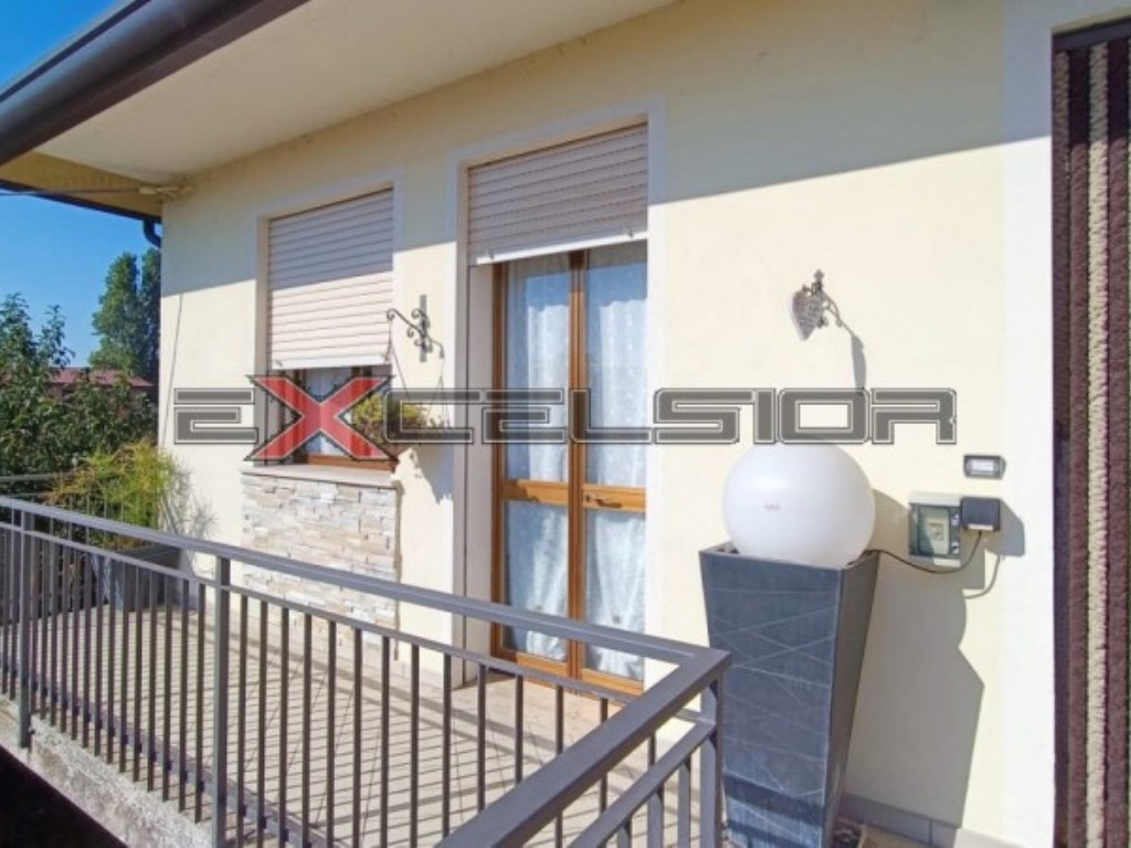 Casa Indipendente in vendita ad Adria corso Mazzini 7 Adria (ro)