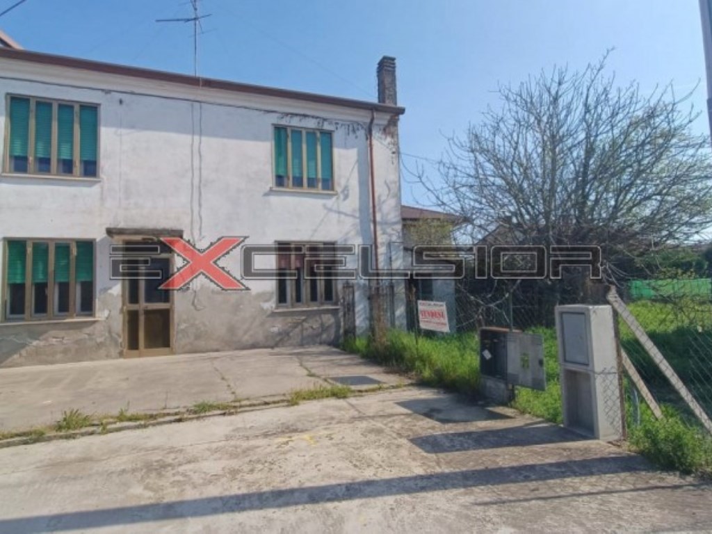 Casa a Schiera in vendita a Porto Viro corso Risorgimento n. 160